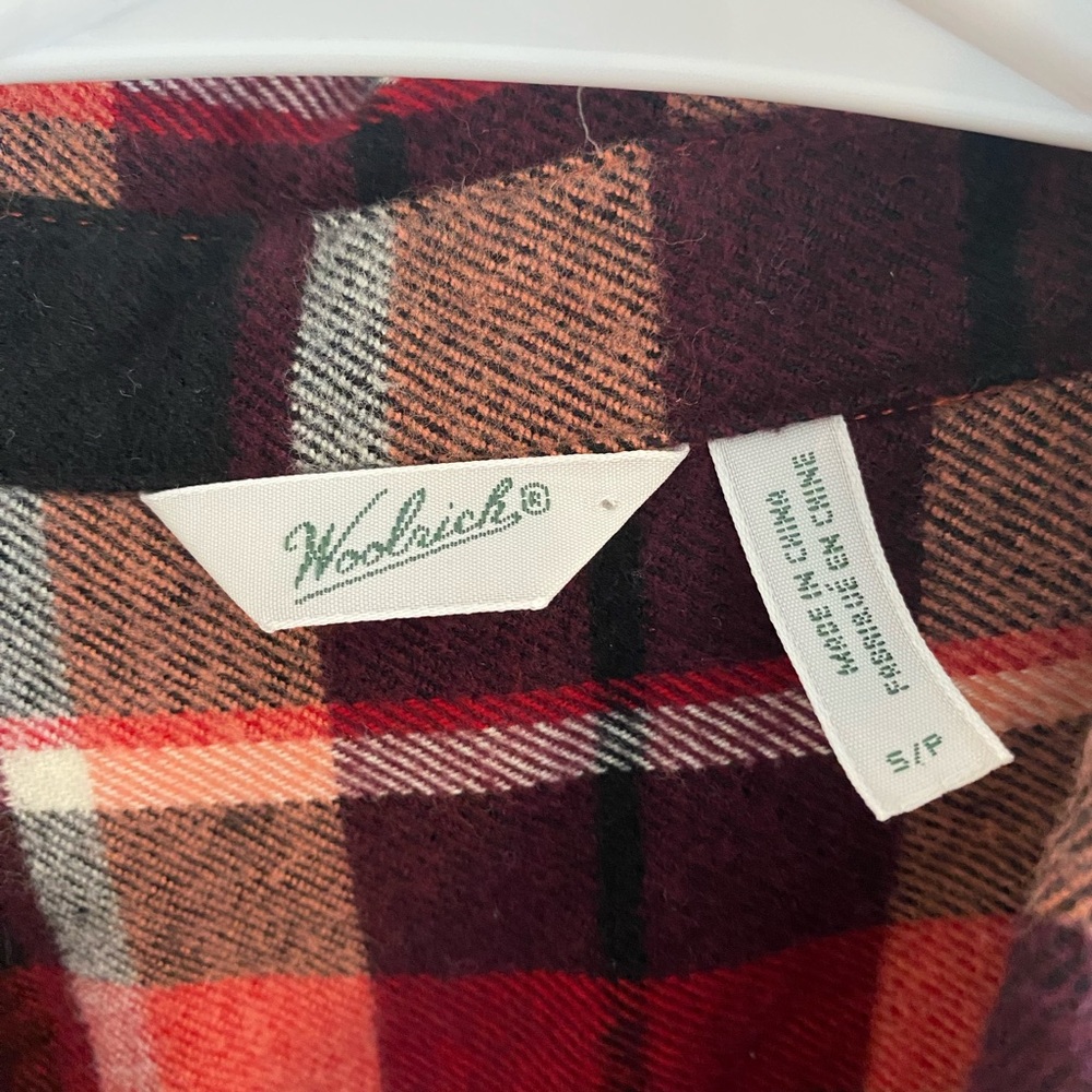 Woolrich Lightweight Button Down Flannel - image 3